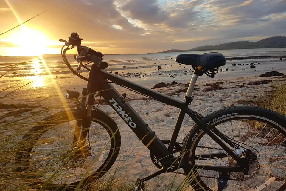 5 AMAZING BENEFITS OF COMMUTING ON AN E-BIKE