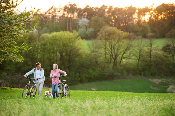 Rev Up Your Ride: Spring into Action with These E-biking DO's and DON'Ts!