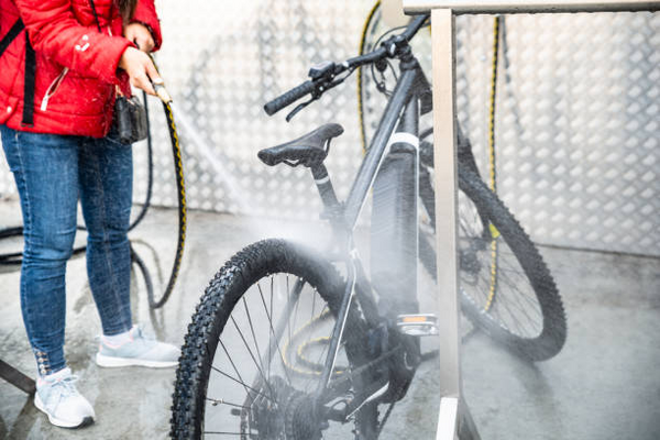 How to Wash Your Bike After the Ride