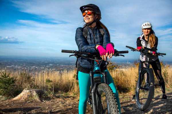 WHY MORE WOMAN JOIN E-BIKE RIDING